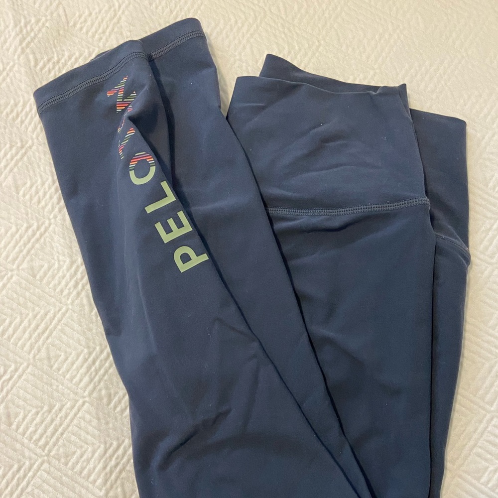 Peloton leggings size L